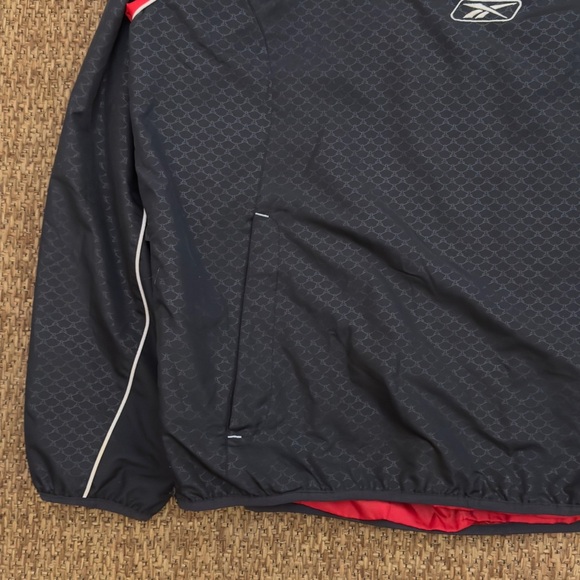 Vintage Calgary Flames NHL Reebok Era 1/4 Zip Pullover Jacket - Picture 8 of 15